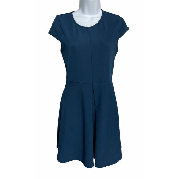 Everly Mini Empire Waist Skater Dress Blue Small‎ - Picture 1 of 10